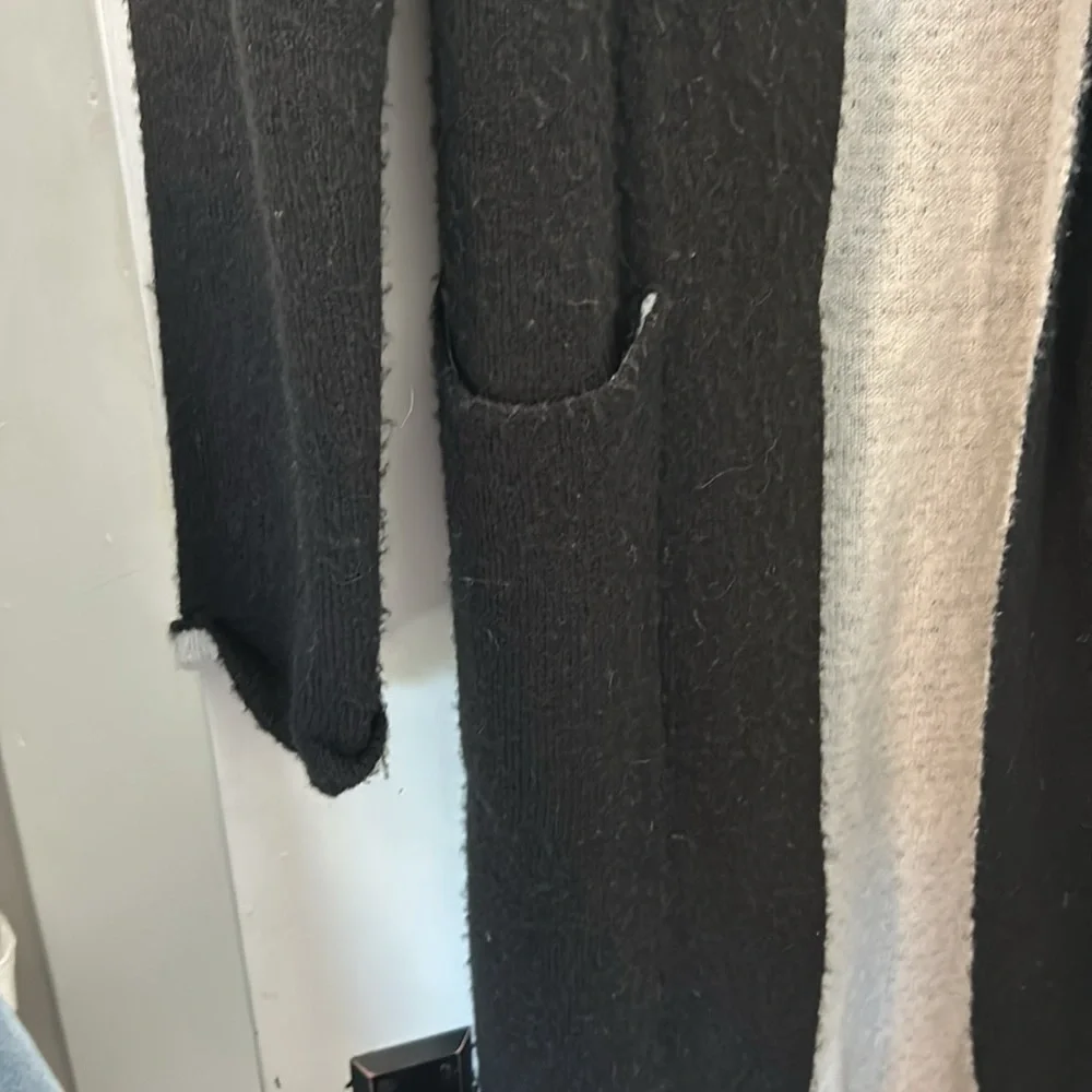 Long sweater/cardigan - Picture 3 of 5